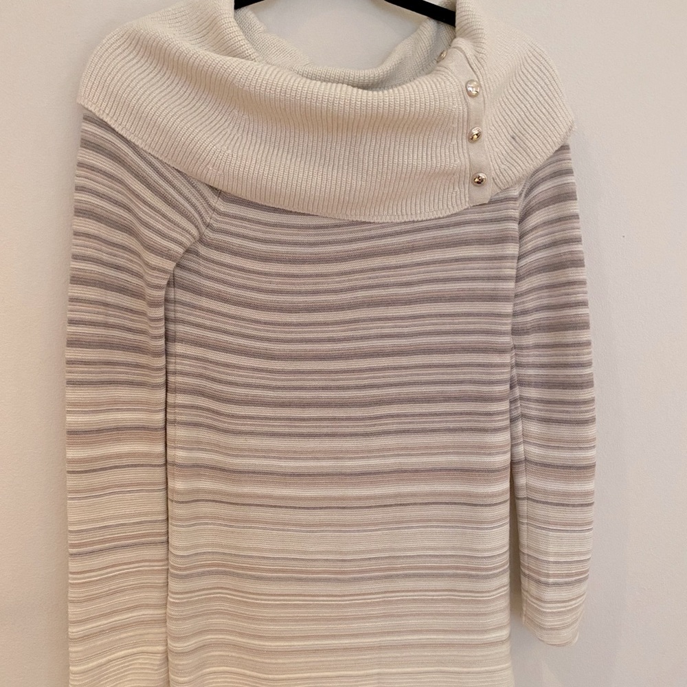 Cream sparkle cow lick sweater